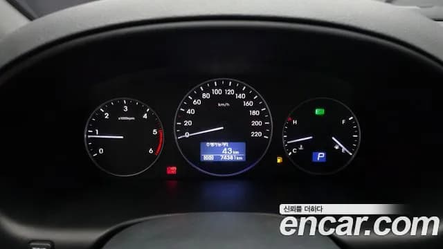 2020 Hyundai The New Grand Starex Van 5-Seater Sold VIN KMFWBX7KBLU127292 – dashboard 2020 Hyundai The New Grand Starex Van 5-Seater Sold VIN KMFWBX7KBLU127292 – dashboard