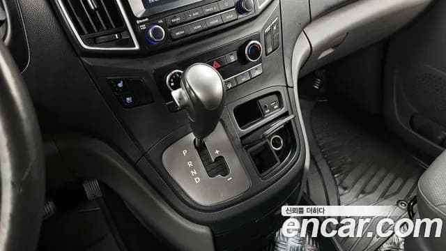 2020 Hyundai The New Grand Starex Van 5-Seater Sold VIN KMFWBX7KBLU128905 – photo 13 2020 Hyundai The New Grand Starex Van 5-Seater Sold VIN KMFWBX7KBLU128905 – photo 13