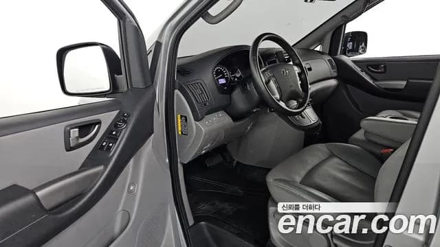 2020 Hyundai The New Grand Starex Van 3-Seater Sold VIN KMFWBX7KBLU138165 – photo 11 2020 Hyundai The New Grand Starex Van 3-Seater Sold VIN KMFWBX7KBLU138165 – photo 11