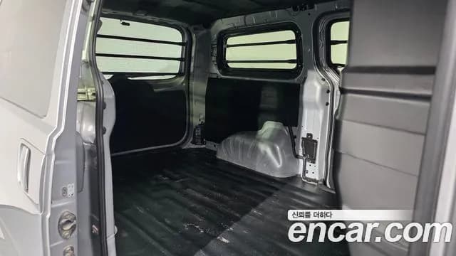 2020 Hyundai The New Grand Starex Van 3-Seater Sold VIN KMFWBX7KBLU147225 – photo 12 2020 Hyundai The New Grand Starex Van 3-Seater Sold VIN KMFWBX7KBLU147225 – photo 12