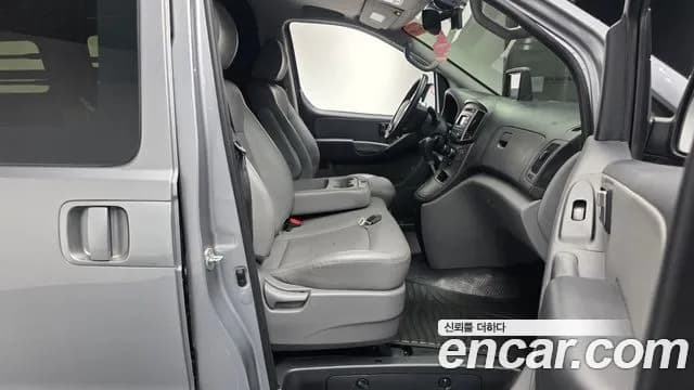 2020 Hyundai The New Grand Starex Van 3-Seater Sold VIN KMFWBX7KBLU147225 – photo 13 2020 Hyundai The New Grand Starex Van 3-Seater Sold VIN KMFWBX7KBLU147225 – photo 13