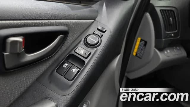 2020 Hyundai The New Grand Starex Van 3-Seater Sold VIN KMFWBX7KBLU147225 – photo 22 2020 Hyundai The New Grand Starex Van 3-Seater Sold VIN KMFWBX7KBLU147225 – photo 22