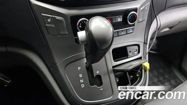 2021 Hyundai The New Grand Starex Van 3-Seater Sold VIN KMFWBX7KBMU153872 – rear exterior 2021 Hyundai The New Grand Starex Van 3-Seater Sold VIN KMFWBX7KBMU153872 – rear exterior