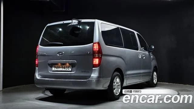 2021 Hyundai The New Grand Starex Van 5-Seater Sold VIN KMFWBX7KBMU159796 – exterior detail 2021 Hyundai The New Grand Starex Van 5-Seater Sold VIN KMFWBX7KBMU159796 – exterior detail