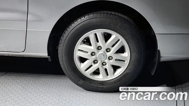 2021 Hyundai The New Grand Starex Van 5-Seater Sold VIN KMFWBX7KBMU171015 – rear exterior 2021 Hyundai The New Grand Starex Van 5-Seater Sold VIN KMFWBX7KBMU171015 – rear exterior