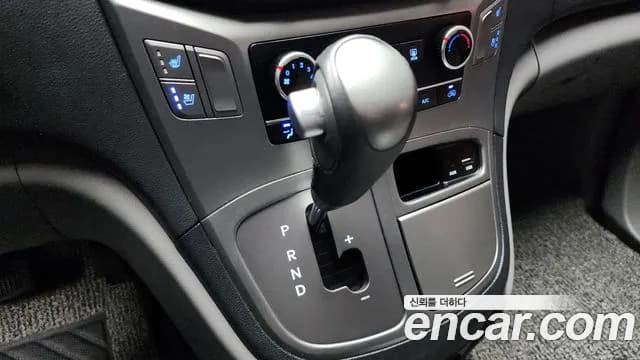 2021 Hyundai The New Grand Starex Van 5-Seater Sold VIN KMFWBX7KBMU171015 – side profile 2021 Hyundai The New Grand Starex Van 5-Seater Sold VIN KMFWBX7KBMU171015 – side profile