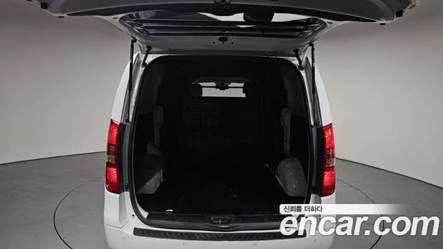 2021 Hyundai The New Grand Starex Van 5-Seater Sold VIN KMFWBX7KBMU183128 – front exterior 2021 Hyundai The New Grand Starex Van 5-Seater Sold VIN KMFWBX7KBMU183128 – front exterior