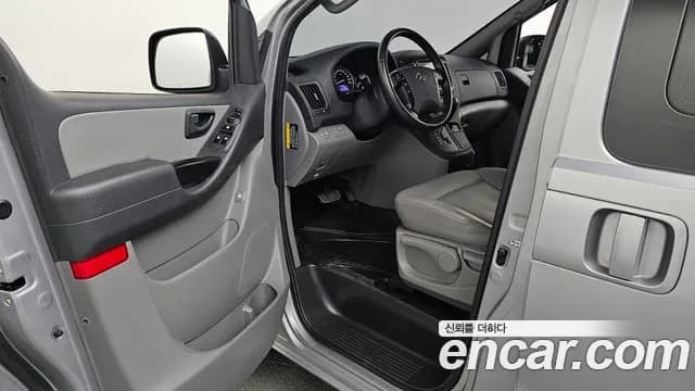 2021 Hyundai The New Grand Starex Van 5-Seater Sold VIN KMFWBX7KBMU188991 – front exterior 2021 Hyundai The New Grand Starex Van 5-Seater Sold VIN KMFWBX7KBMU188991 – front exterior