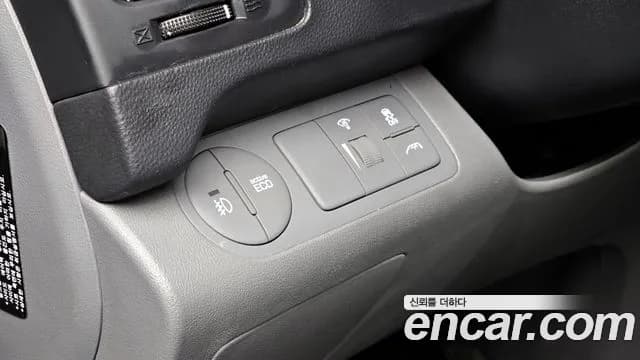 2021 Hyundai The New Grand Starex Van 5-Seater Sold VIN KMFWBX7KBMU190100 – rear exterior 2021 Hyundai The New Grand Starex Van 5-Seater Sold VIN KMFWBX7KBMU190100 – rear exterior