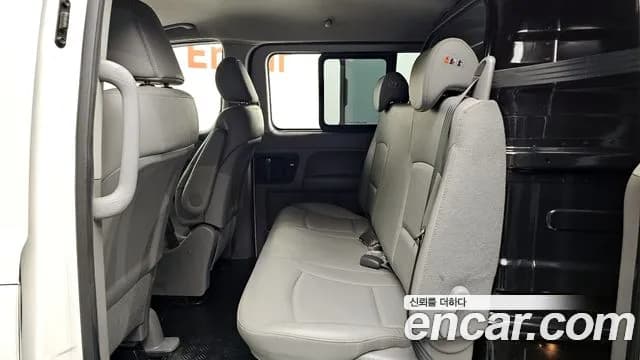 2021 Hyundai The New Grand Starex Van 5-Seater Sold VIN KMFWBX7KBMU190100 – photo 12 2021 Hyundai The New Grand Starex Van 5-Seater Sold VIN KMFWBX7KBMU190100 – photo 12