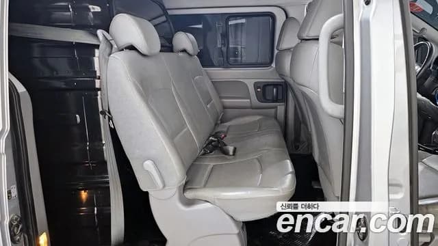 2021 Hyundai The New Grand Starex Van 5-Seater Sold VIN KMFWBX7KBMU194484 – front exterior 2021 Hyundai The New Grand Starex Van 5-Seater Sold VIN KMFWBX7KBMU194484 – front exterior
