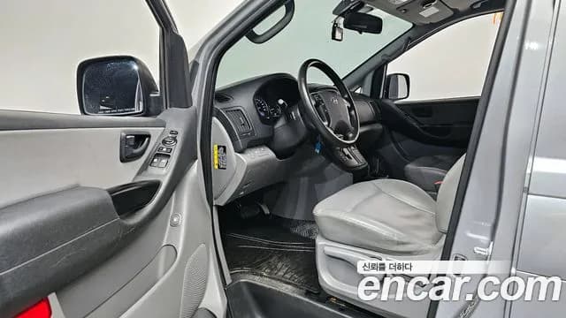 2021 Hyundai The New Grand Starex Van 5-Seater Sold VIN KMFWBX7KBMU194484 – photo 18 2021 Hyundai The New Grand Starex Van 5-Seater Sold VIN KMFWBX7KBMU194484 – photo 18