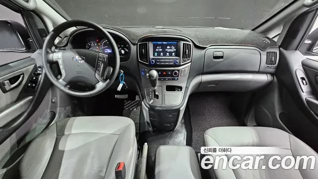 2021 Hyundai The New Grand Starex Van 5-Seater Sold VIN KMFWBX7KBMU195350 – interior seats 2021 Hyundai The New Grand Starex Van 5-Seater Sold VIN KMFWBX7KBMU195350 – interior seats