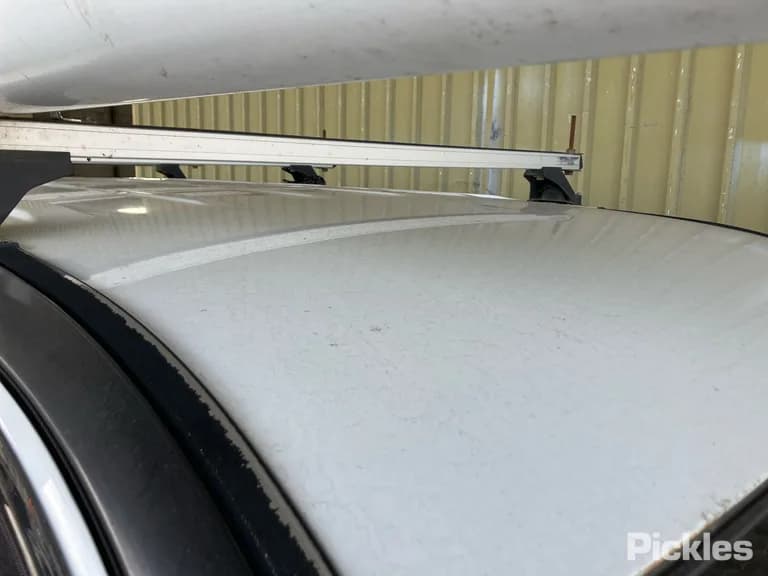 2016 Hyundai iLoad Used VIN KMFWBX7RLGU805761 – trunk area 2016 Hyundai iLoad Used VIN KMFWBX7RLGU805761 – trunk area