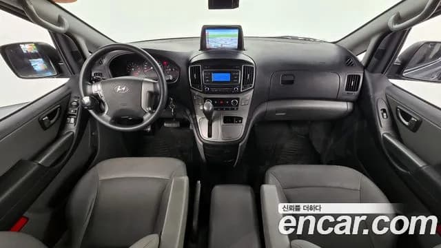 2017 Hyundai Grand Starex 5-Seater LPi VAN Sold VIN KMFWBX7TBHU890550 – engine bay 2017 Hyundai Grand Starex 5-Seater LPi VAN Sold VIN KMFWBX7TBHU890550 – engine bay