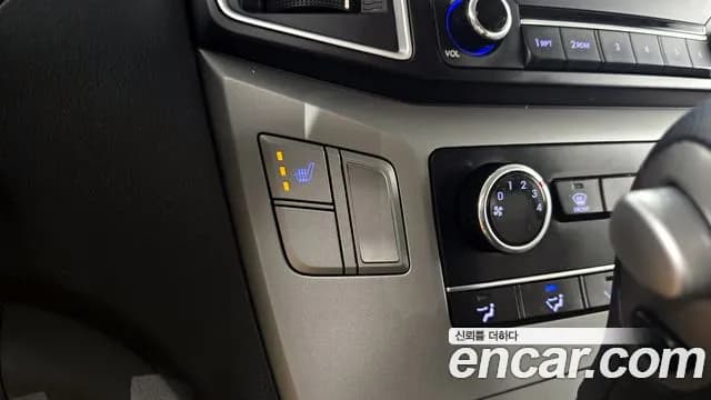 2017 Hyundai Grand Starex 5-Seater LPi VAN Sold VIN KMFWBX7TBHU890550 – odometer reading 2017 Hyundai Grand Starex 5-Seater LPi VAN Sold VIN KMFWBX7TBHU890550 – odometer reading