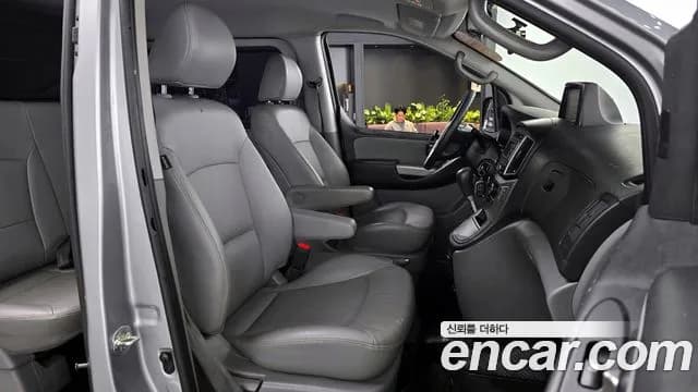 2017 Hyundai Grand Starex 5-Seater LPi VAN Sold VIN KMFWBX7TBHU890550 – photo 11 2017 Hyundai Grand Starex 5-Seater LPi VAN Sold VIN KMFWBX7TBHU890550 – photo 11