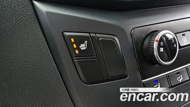 2017 Hyundai Grand Starex Refrigerated car Sold VIN KMFWSX7KBHU916391 – engine bay 2017 Hyundai Grand Starex Refrigerated car Sold VIN KMFWSX7KBHU916391 – engine bay