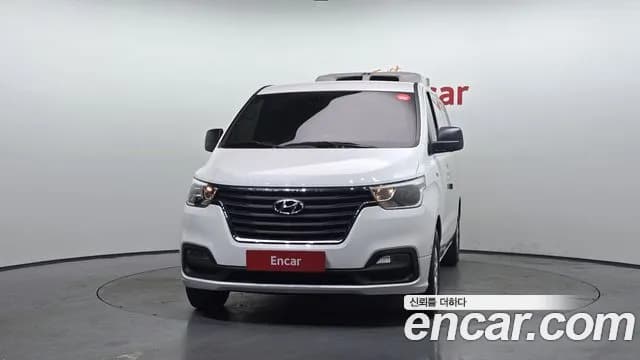 2020 Hyundai The New Grand Starex Freezer car Sold VIN KMFWSX7KBLU122371 – interior seats 2020 Hyundai The New Grand Starex Freezer car Sold VIN KMFWSX7KBLU122371 – interior seats