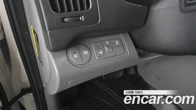 2020 Hyundai The New Grand Starex Freezer car Sold VIN KMFWSX7KBLU122371 – photo 19 2020 Hyundai The New Grand Starex Freezer car Sold VIN KMFWSX7KBLU122371 – photo 19