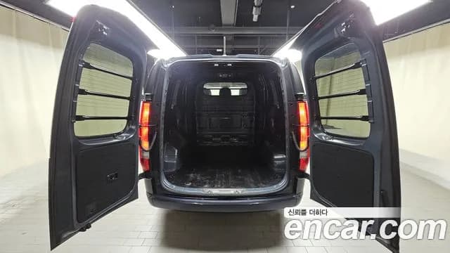 2022 Hyundai Staria Cargo 5-Seater Sold VIN KMFYCX71BNU047735 – photo 18 2022 Hyundai Staria Cargo 5-Seater Sold VIN KMFYCX71BNU047735 – photo 18