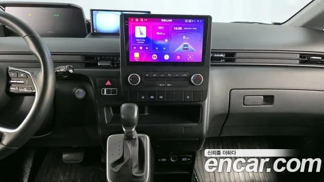 2023 Hyundai Staria Cargo 5-Seater Sold VIN KMFYCX71BPU127154 – exterior detail 2023 Hyundai Staria Cargo 5-Seater Sold VIN KMFYCX71BPU127154 – exterior detail