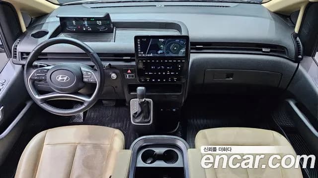 2025 Hyundai Staria Cargo 5-Seater Sold VIN KMFYCX71BSC208586 – exterior detail 2025 Hyundai Staria Cargo 5-Seater Sold VIN KMFYCX71BSC208586 – exterior detail