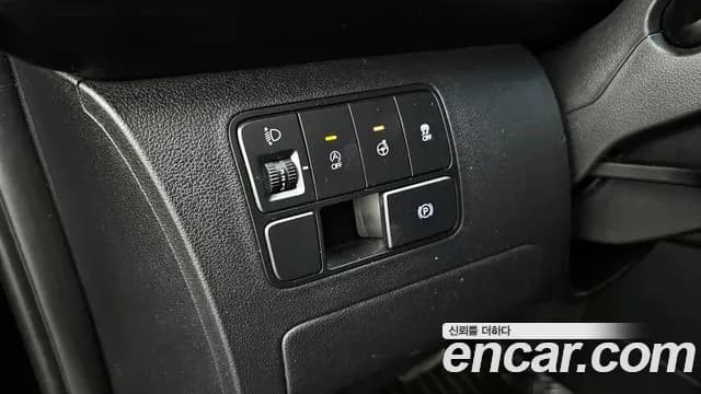 2025 Hyundai Staria Cargo 5-Seater Sold VIN KMFYCX71BSU181957 – front exterior 2025 Hyundai Staria Cargo 5-Seater Sold VIN KMFYCX71BSU181957 – front exterior