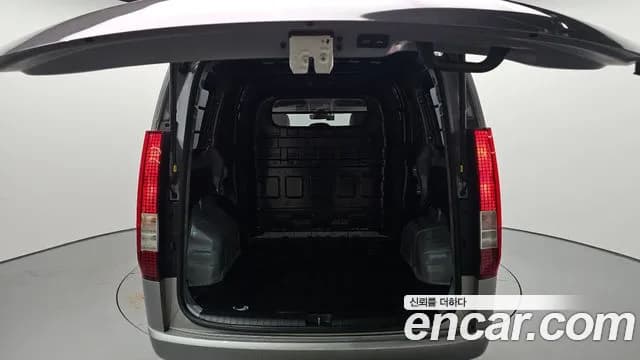 2022 Hyundai Staria L3.5 Cargo 5-Seater Sold VIN KMFYCX73BNU022269 – exterior detail 2022 Hyundai Staria L3.5 Cargo 5-Seater Sold VIN KMFYCX73BNU022269 – exterior detail