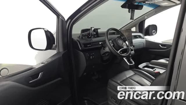 2022 Hyundai Staria L3.5 Cargo 5-Seater Sold VIN KMFYCX73BNU032683 – rear exterior 2022 Hyundai Staria L3.5 Cargo 5-Seater Sold VIN KMFYCX73BNU032683 – rear exterior