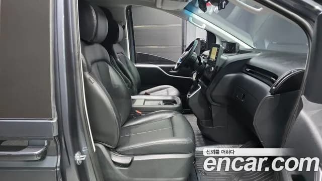2022 Hyundai Staria L3.5 Cargo 5-Seater Sold VIN KMFYCX73BNU037004 – undercarriage 2022 Hyundai Staria L3.5 Cargo 5-Seater Sold VIN KMFYCX73BNU037004 – undercarriage