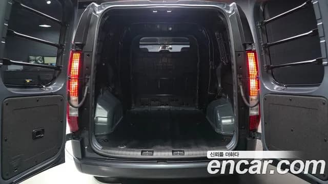 2022 Hyundai Staria L3.5 Cargo 5-Seater Sold VIN KMFYCX73BNU037004 – photo 12 2022 Hyundai Staria L3.5 Cargo 5-Seater Sold VIN KMFYCX73BNU037004 – photo 12