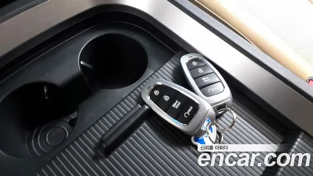 2024 Hyundai Staria L3.5 Cargo 5-Seater Sold VIN KMFYCX73BRU152863 – interior seats 2024 Hyundai Staria L3.5 Cargo 5-Seater Sold VIN KMFYCX73BRU152863 – interior seats
