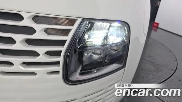 2024 Hyundai Staria L3.5 Cargo 5-Seater Sold VIN KMFYCX73BRU152863 – engine bay 2024 Hyundai Staria L3.5 Cargo 5-Seater Sold VIN KMFYCX73BRU152863 – engine bay