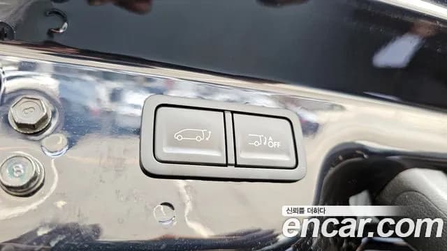 2025 Hyundai Staria L3.5 Cargo 5-Seater Sold VIN KMFYCX73BSU195327 – trunk area 2025 Hyundai Staria L3.5 Cargo 5-Seater Sold VIN KMFYCX73BSU195327 – trunk area