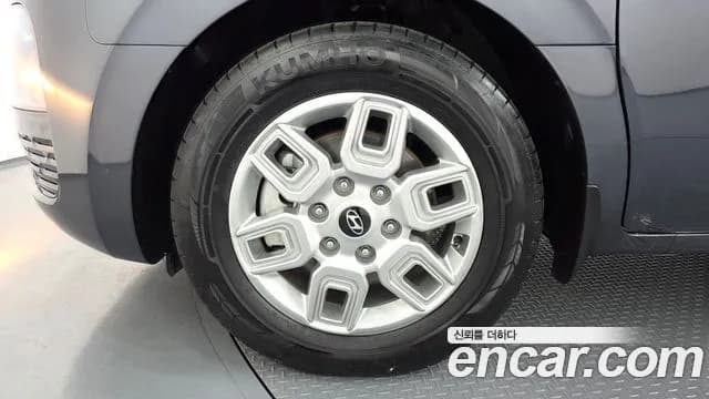 2025 Hyundai Staria L3.5 Cargo 5-Seater Sold VIN KMFYCX73BSU206303 – rear exterior 2025 Hyundai Staria L3.5 Cargo 5-Seater Sold VIN KMFYCX73BSU206303 – rear exterior