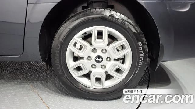 2025 Hyundai Staria L3.5 Cargo 5-Seater Sold VIN KMFYCX73BSU206303 – exterior detail 2025 Hyundai Staria L3.5 Cargo 5-Seater Sold VIN KMFYCX73BSU206303 – exterior detail