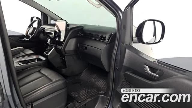 2025 Hyundai Staria L3.5 Cargo 5-Seater Sold VIN KMFYCX73BSU206303 – undercarriage 2025 Hyundai Staria L3.5 Cargo 5-Seater Sold VIN KMFYCX73BSU206303 – undercarriage