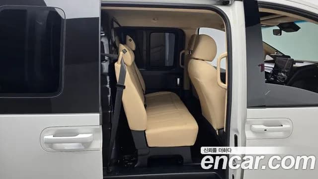 2025 Hyundai Staria L3.5 Cargo 5-Seater Sold VIN KMFYCX73BSU225071 – trunk area 2025 Hyundai Staria L3.5 Cargo 5-Seater Sold VIN KMFYCX73BSU225071 – trunk area