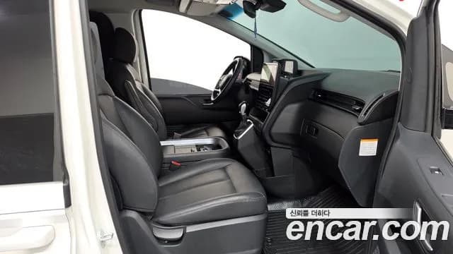 2025 Hyundai Staria HEV 1.6 Cargo 5-Seater Sold VIN KMFYCX7ABSU012416 – photo 11 2025 Hyundai Staria HEV 1.6 Cargo 5-Seater Sold VIN KMFYCX7ABSU012416 – photo 11