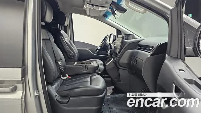 2022 Hyundai Staria Cargo 3-Seater Sold VIN KMFYDX71BNU062352 – interior seats 2022 Hyundai Staria Cargo 3-Seater Sold VIN KMFYDX71BNU062352 – interior seats