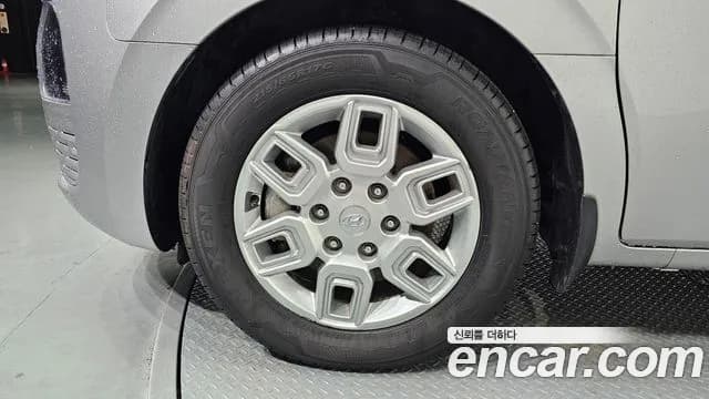 2022 Hyundai Staria Cargo 3-Seater Sold VIN KMFYDX71BNU062352 – exterior detail 2022 Hyundai Staria Cargo 3-Seater Sold VIN KMFYDX71BNU062352 – exterior detail