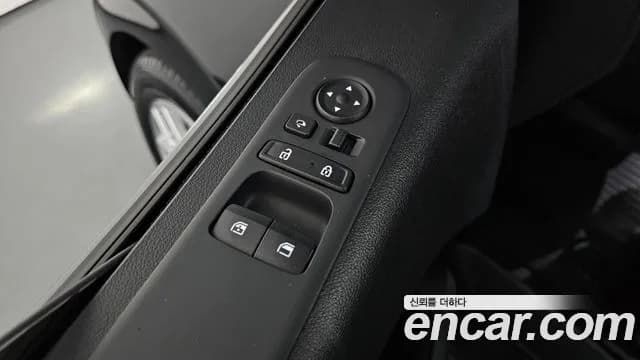 2022 Hyundai Staria Cargo 3-Seater Sold VIN KMFYDX71BNU067410 – exterior detail 2022 Hyundai Staria Cargo 3-Seater Sold VIN KMFYDX71BNU067410 – exterior detail