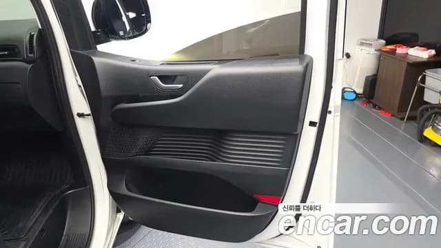 2023 Hyundai Staria Cargo 3-Seater Sold VIN KMFYDX71BPC117604 – photo 22 2023 Hyundai Staria Cargo 3-Seater Sold VIN KMFYDX71BPC117604 – photo 22