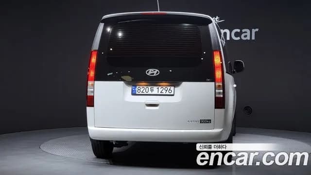 2025 Hyundai Staria Cargo 3-Seater Sold VIN KMFYDX71BSC186006 – exterior detail 2025 Hyundai Staria Cargo 3-Seater Sold VIN KMFYDX71BSC186006 – exterior detail