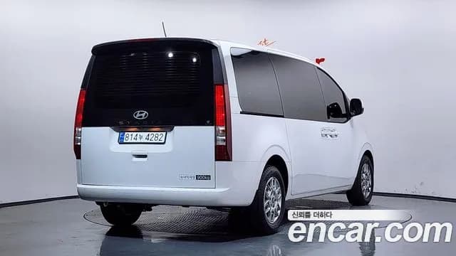 2025 Hyundai Staria Cargo 3-Seater Sold VIN KMFYDX71BSC192782 – rear exterior 2025 Hyundai Staria Cargo 3-Seater Sold VIN KMFYDX71BSC192782 – rear exterior