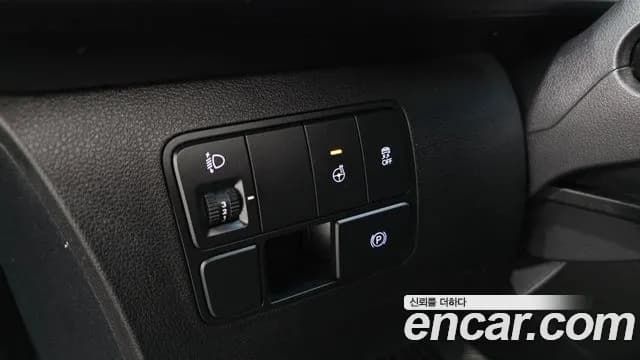 2022 Hyundai Staria L3.5 Cargo 3-Seater Sold VIN KMFYDX73BNU062678 – exterior detail 2022 Hyundai Staria L3.5 Cargo 3-Seater Sold VIN KMFYDX73BNU062678 – exterior detail