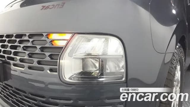 2022 Hyundai Staria L3.5 Cargo 3-Seater Sold VIN KMFYDX73BNU062678 – trunk area 2022 Hyundai Staria L3.5 Cargo 3-Seater Sold VIN KMFYDX73BNU062678 – trunk area