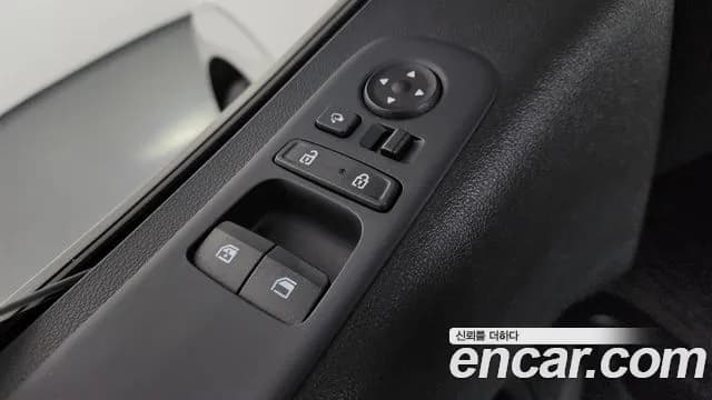 2024 Hyundai Staria L3.5 Cargo 3-Seater Sold VIN KMFYDX73BRU158526 – interior seats 2024 Hyundai Staria L3.5 Cargo 3-Seater Sold VIN KMFYDX73BRU158526 – interior seats