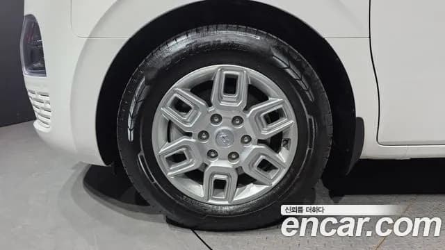 2024 Hyundai Staria L3.5 Cargo 3-Seater Sold VIN KMFYDX73BRU177236 – rear exterior 2024 Hyundai Staria L3.5 Cargo 3-Seater Sold VIN KMFYDX73BRU177236 – rear exterior